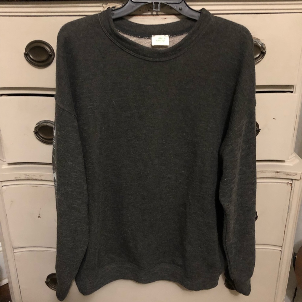 Blue Buttercup Crew Neck Sweatshirt With Skull Graphic L.